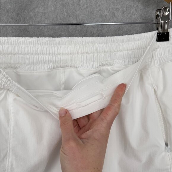 Lululemon Hotty Hot High-Rise Skirt Skort Size 8 White Tennis Prep Golf Sporty - Picture 2 of 12